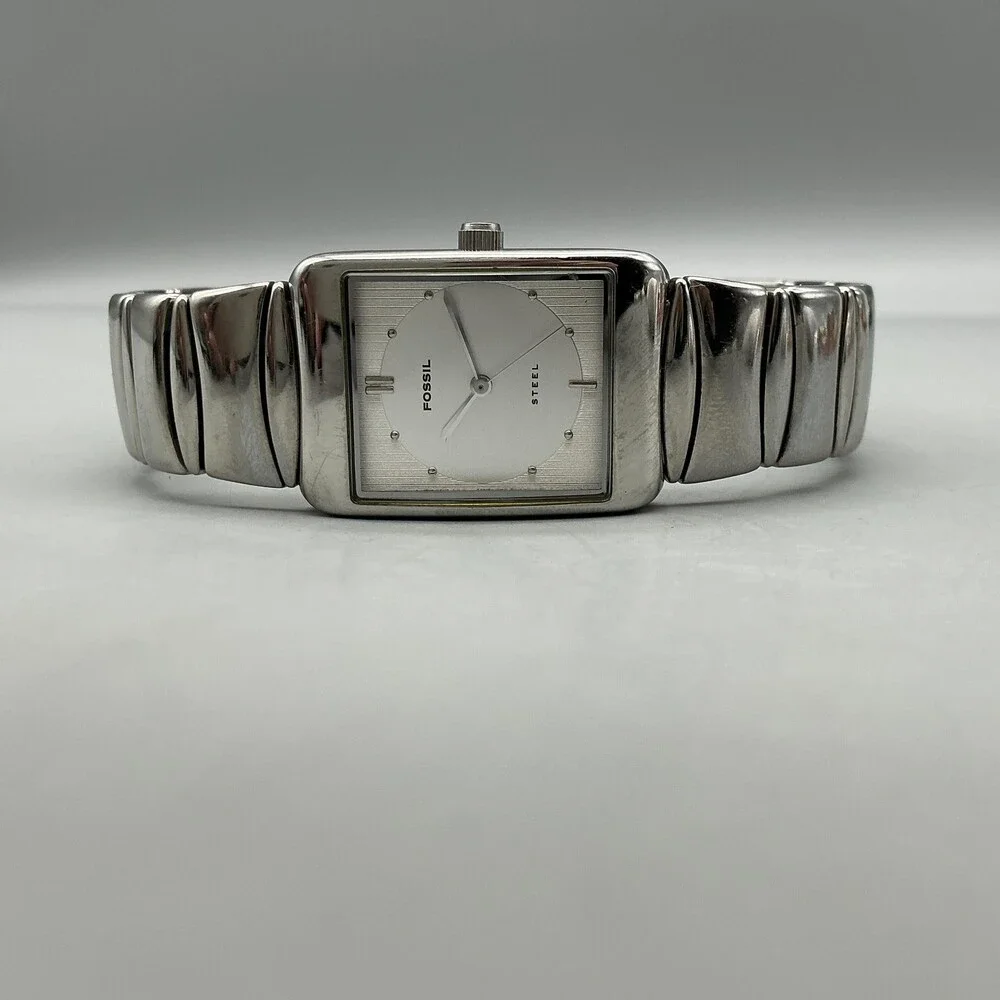 Fossil FS-2250 Womens Watch 24mm Silver Tone Stainless Bracelet New Battery 7.5